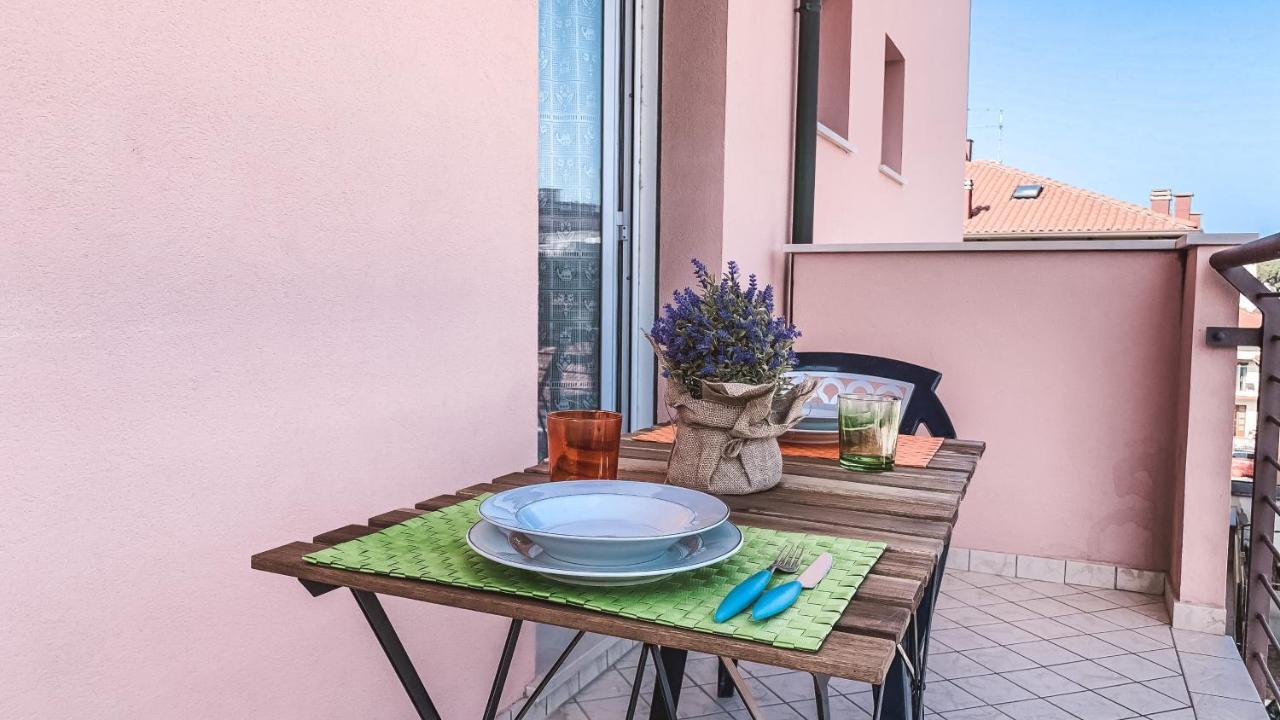 Appartamento Il Poeta - Affitti Brevi Italia Rimini Exterior photo